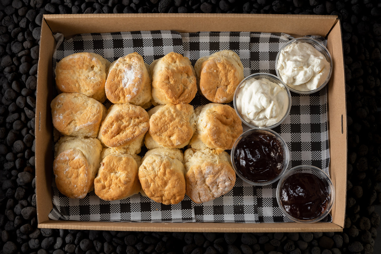 Box of 6 scones with jam & cream